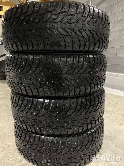 Nokian Tyres Hakkapeliitta 9 SUV 255/55 R20