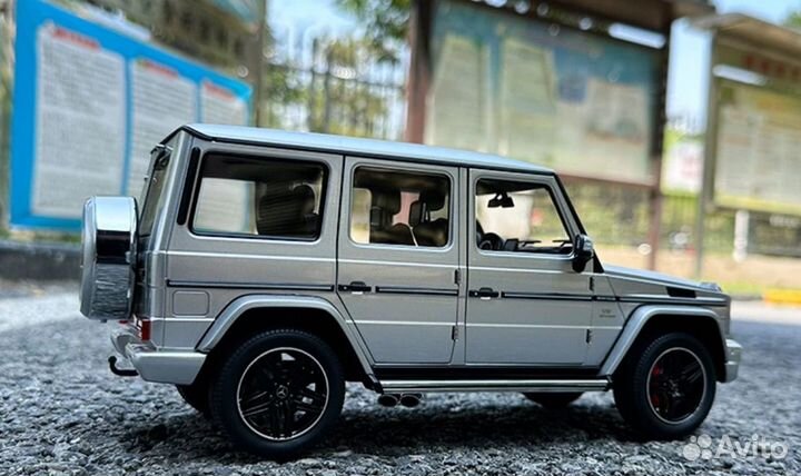 Модель Mercedes-Benz AMG G63 2017 1/18 Autoart