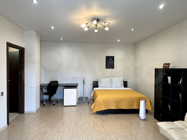 2-к. квартира, 89 м², 9/9 эт.