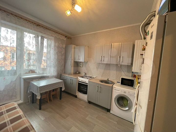 1-к. квартира, 36 м², 3/3 эт.