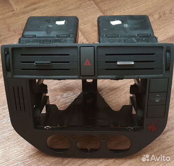 Консоль рамка Ford C-Max