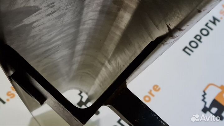 Ремонтный порог правый Ford Maveric 2