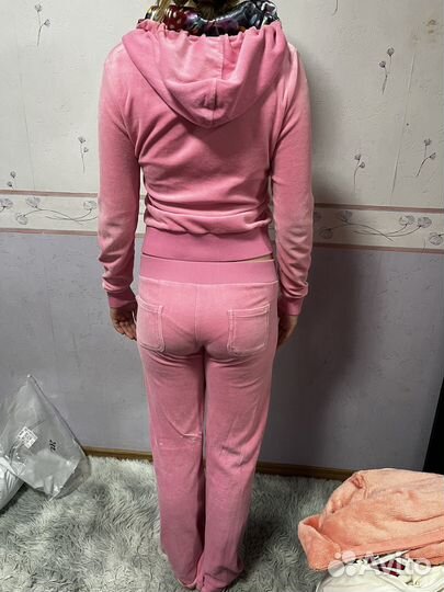 Бархатный костюм женский