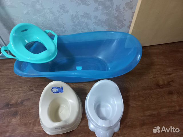 Детская ванночка для купания, горшки