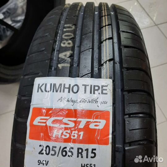 Kumho Ecsta HS51 205/65 R15 94V