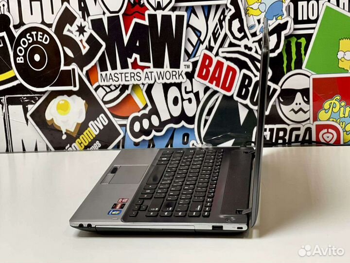 Игровой ноутбук Samsung A10/8Gb/HD7670m/SSD+HDD