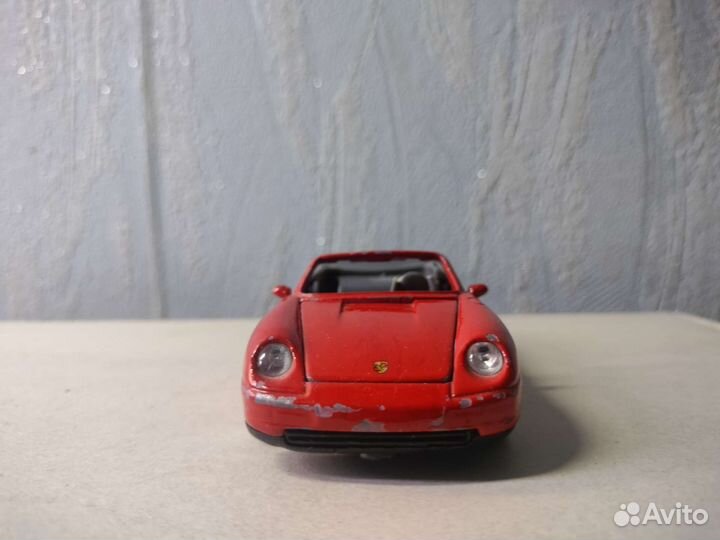 Моделька Porsche Carrera