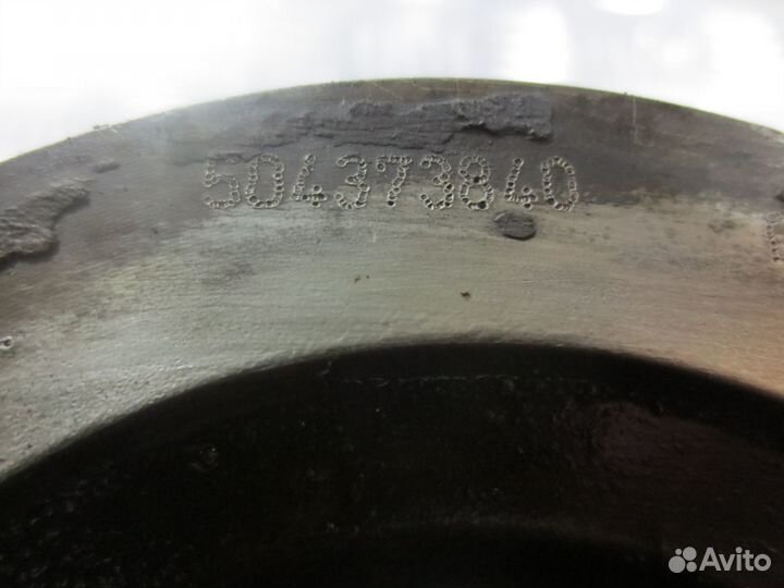 Поршень Iveco 504373840