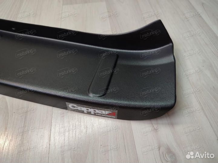 Накладка на задний бампер Renault Duster 2011-2018