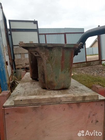 Поддон двигателя OM442 Мерседес