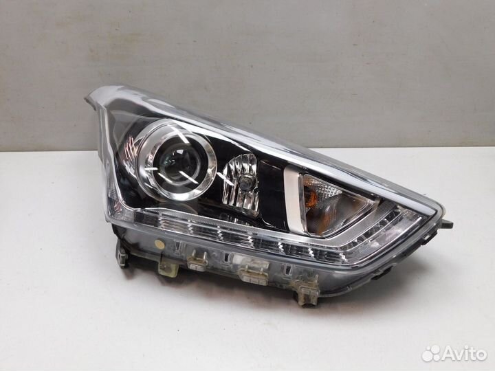 Фара правая Hyundai Creta 92102M0100
