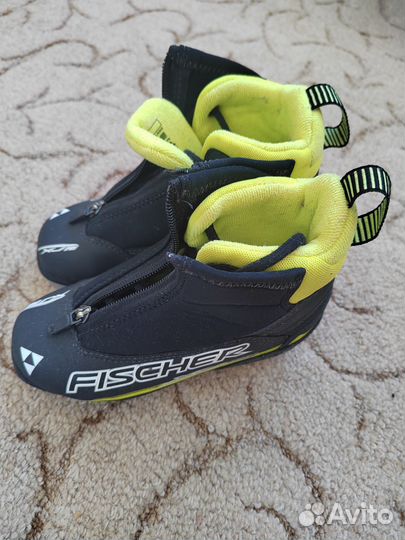 Лыжные ботинки fischer