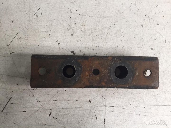Подушка двигателя газ 69 газ М20 задняя нижняя