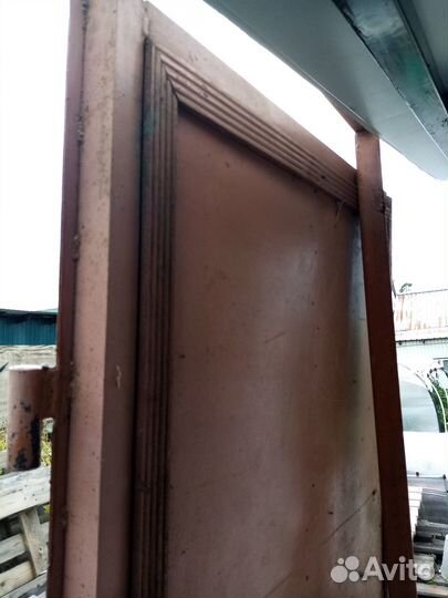 Металлическая дверь бу