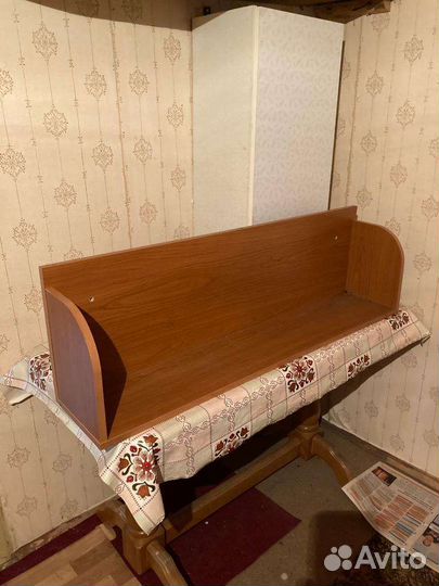 Полка настенная бу