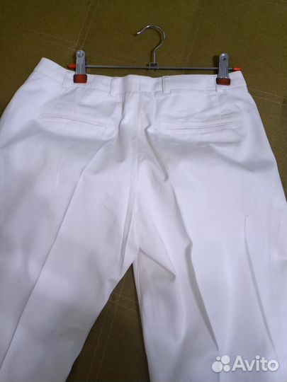 Брюки белые женские 44,блуза белая