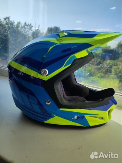 Кроссовый шлем