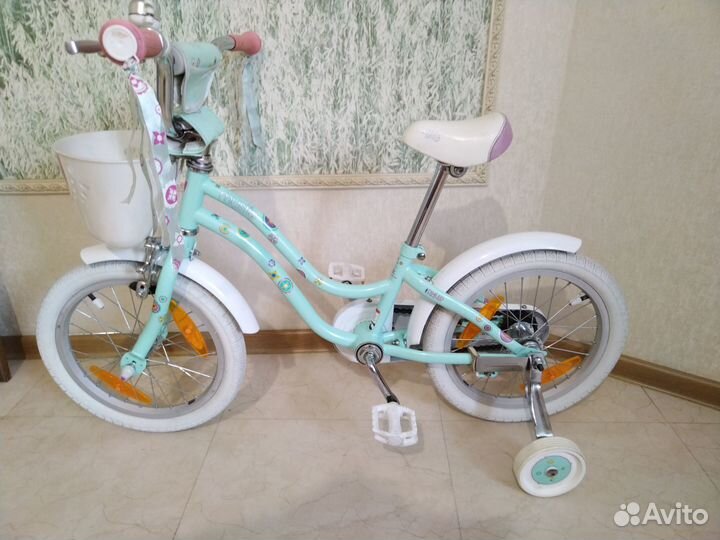 Велосипед трек для девочки 4-7 лет колеса на 16