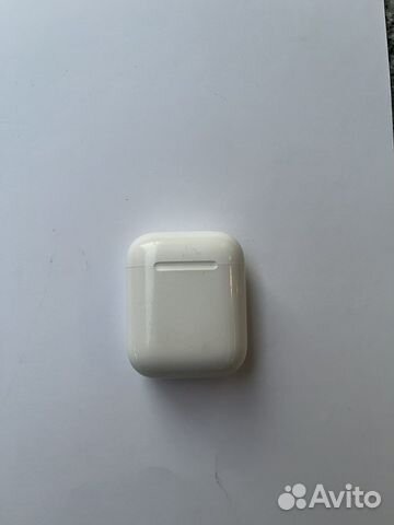 Airpods 1 поколения