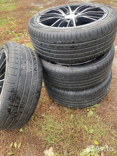 R17 Accelera Alpha 215/45, PCD 5x100 DIA 55