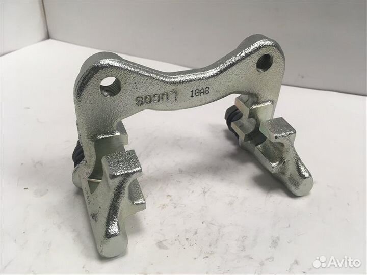 Скоба суппорта заднего Volksawagen Sharan