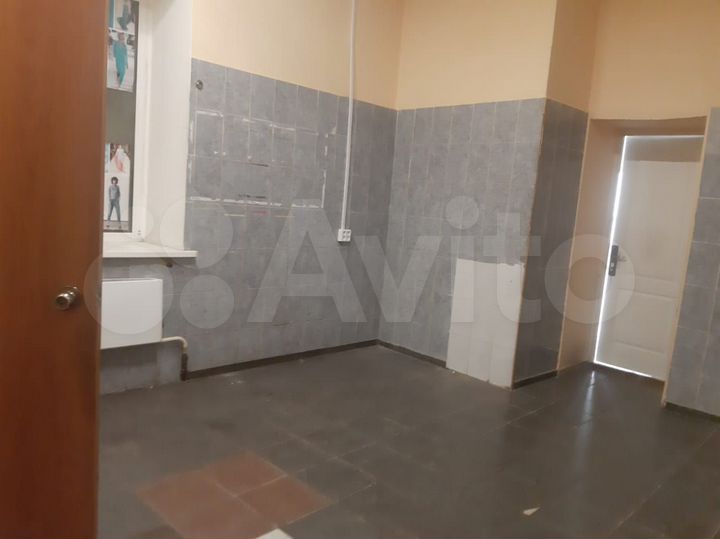 Свободного назначения, 305 м²