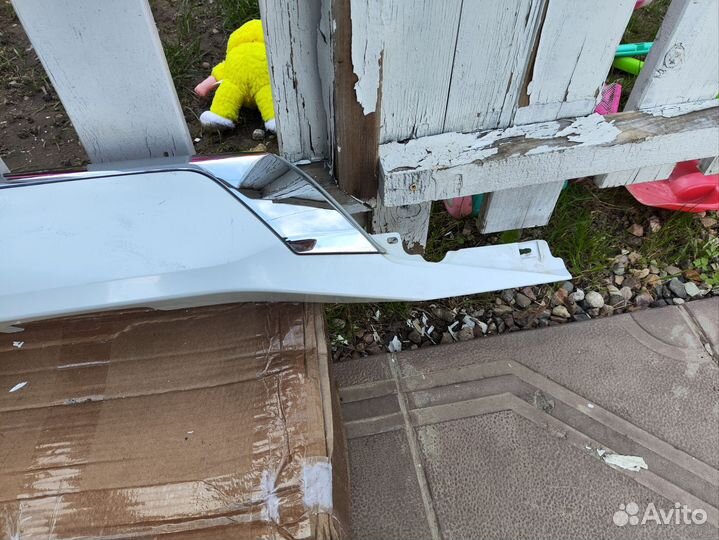 Накладка багажника задняя Mitsubishi Outlander 3