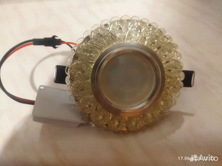 Точечные встраиваемые светильники