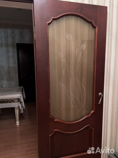 Двери б\у продаются