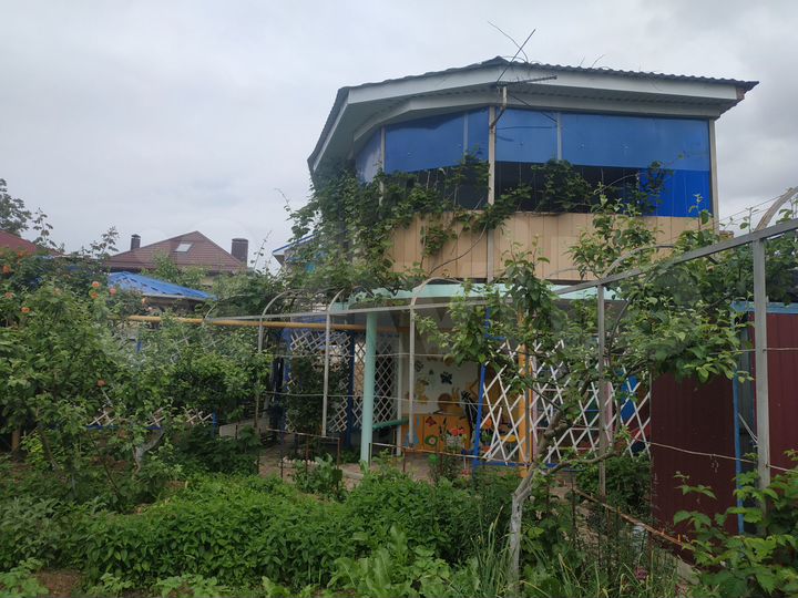 Гостиница, 300 м²