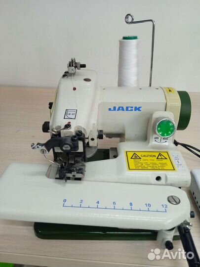 Подшивочная бытовая машинка для и плотной ткани