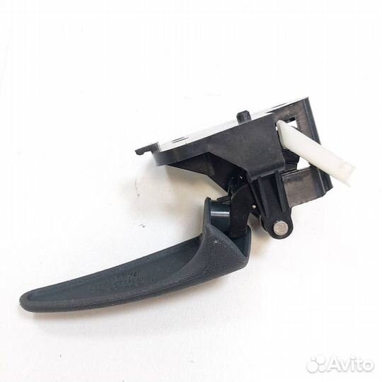 Ручка двери Калина 1118 внутренняя правая