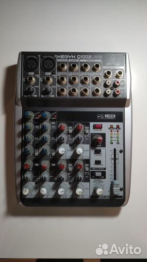 Микшерный пульт behringer xenyx q1002