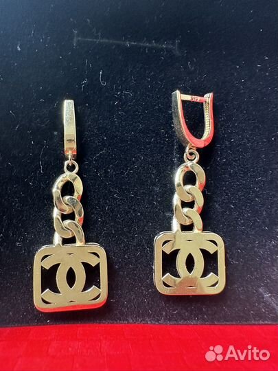 Золотые серьги Chanel