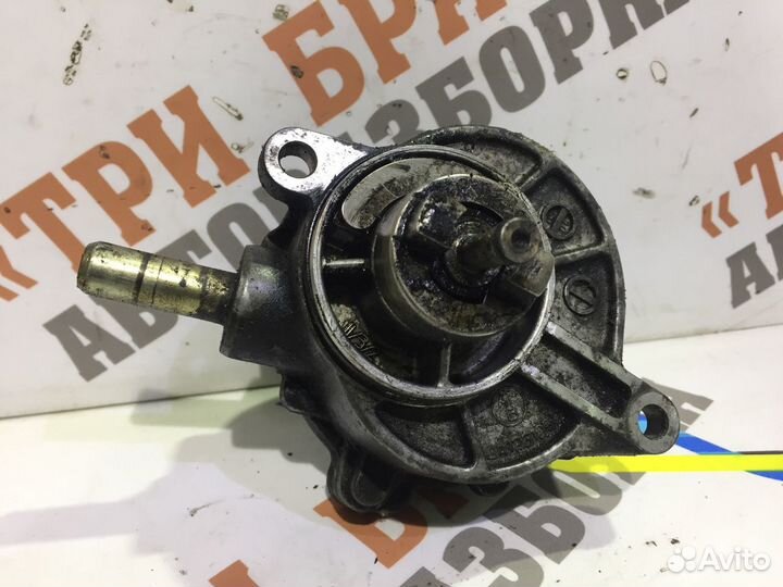 Мерседес Вито Насос вакуумный