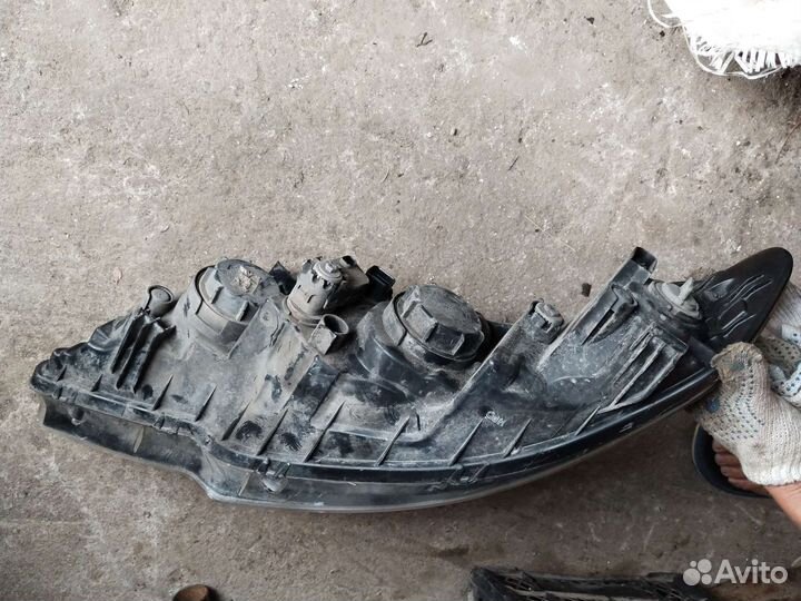 Kia cerato 2012 фара правая