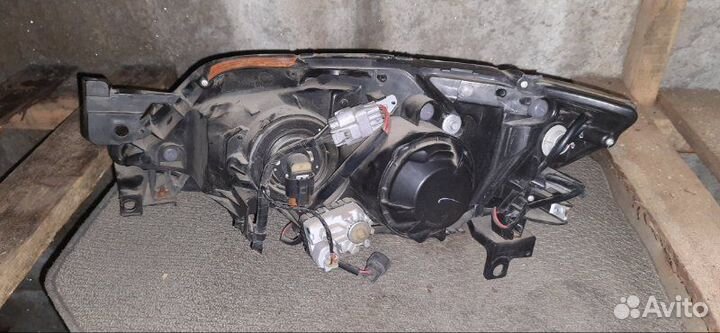 Фара передняя правая Subaru Impreza GH2