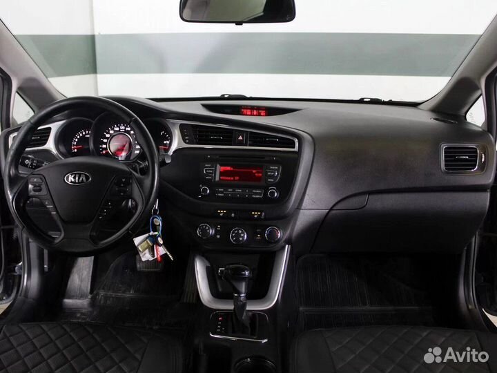 Kia Ceed 1.6 AT, 2018, 93 900 км