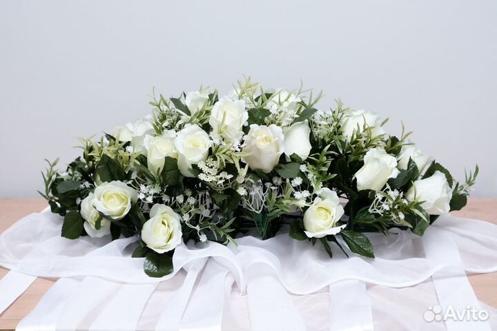 Украшение на автомобиль