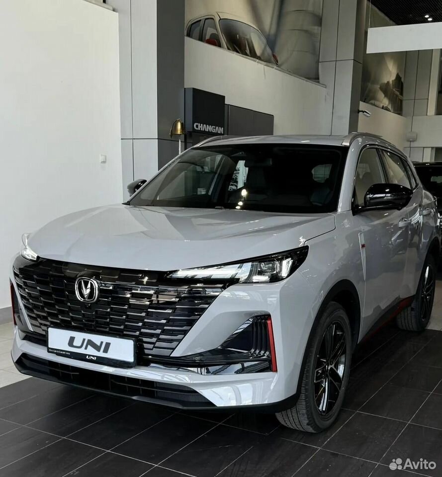 Changan UNI-S 1.5 AMT, 2025