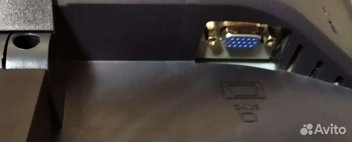 Монитор Benq Q7T4