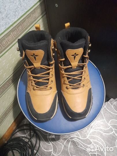 Ботинки мужские зимние 40