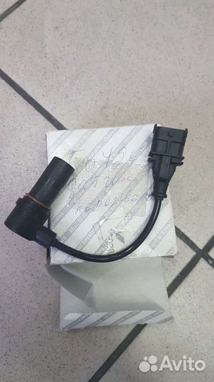 Датчик коленвала fiat 2.3 TD 500374763