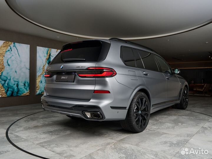 BMW X7 3.0 AT, 2024