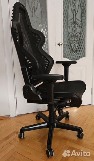 Кресло игровое DXRacer AIR/D7200/N черный
