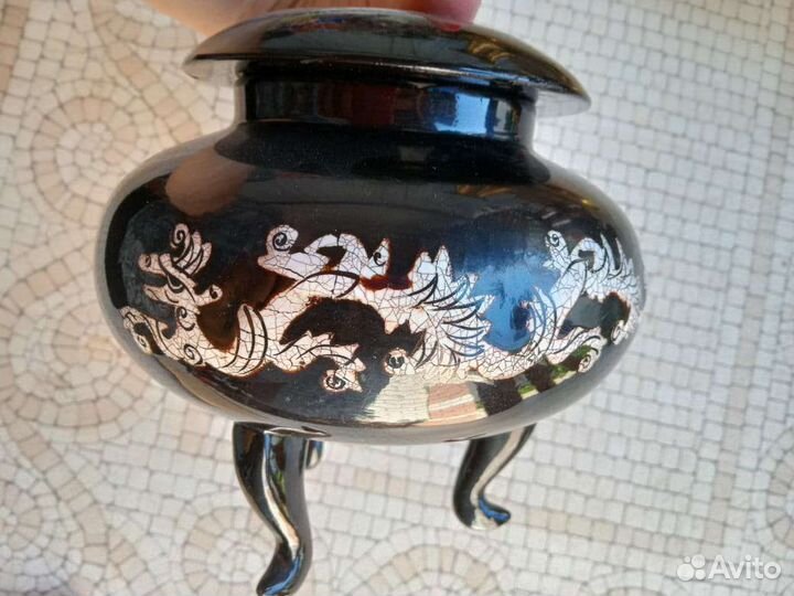 Антикварная ваза, шкатулка Япония