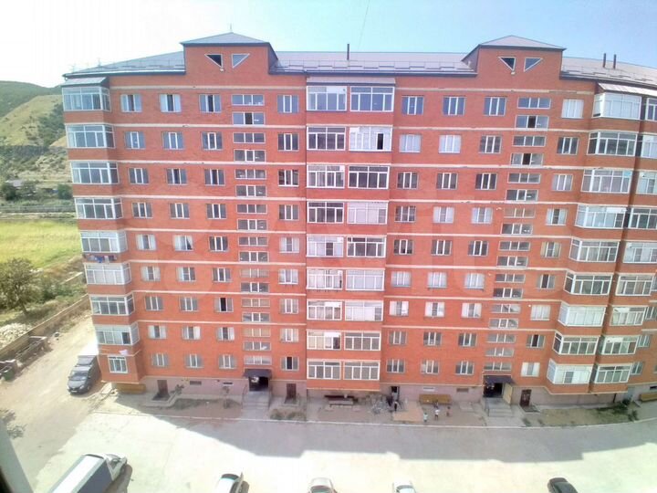 2-к. квартира, 76 м², 8/9 эт.