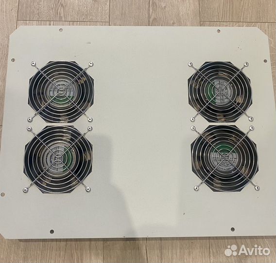 Вентиляторный блок TLK для напольных шкафов