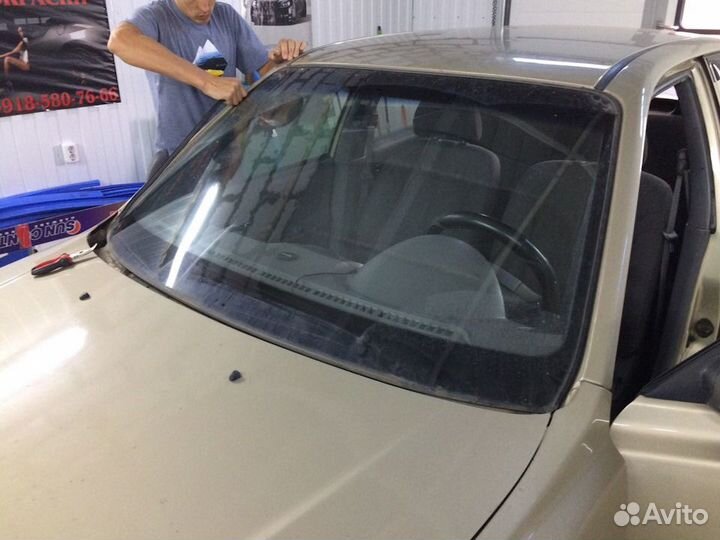 Лобовое стекло hyundai акцент + установка