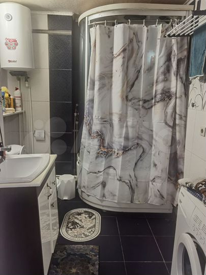 2-к. квартира, 30 м², 8/8 эт.